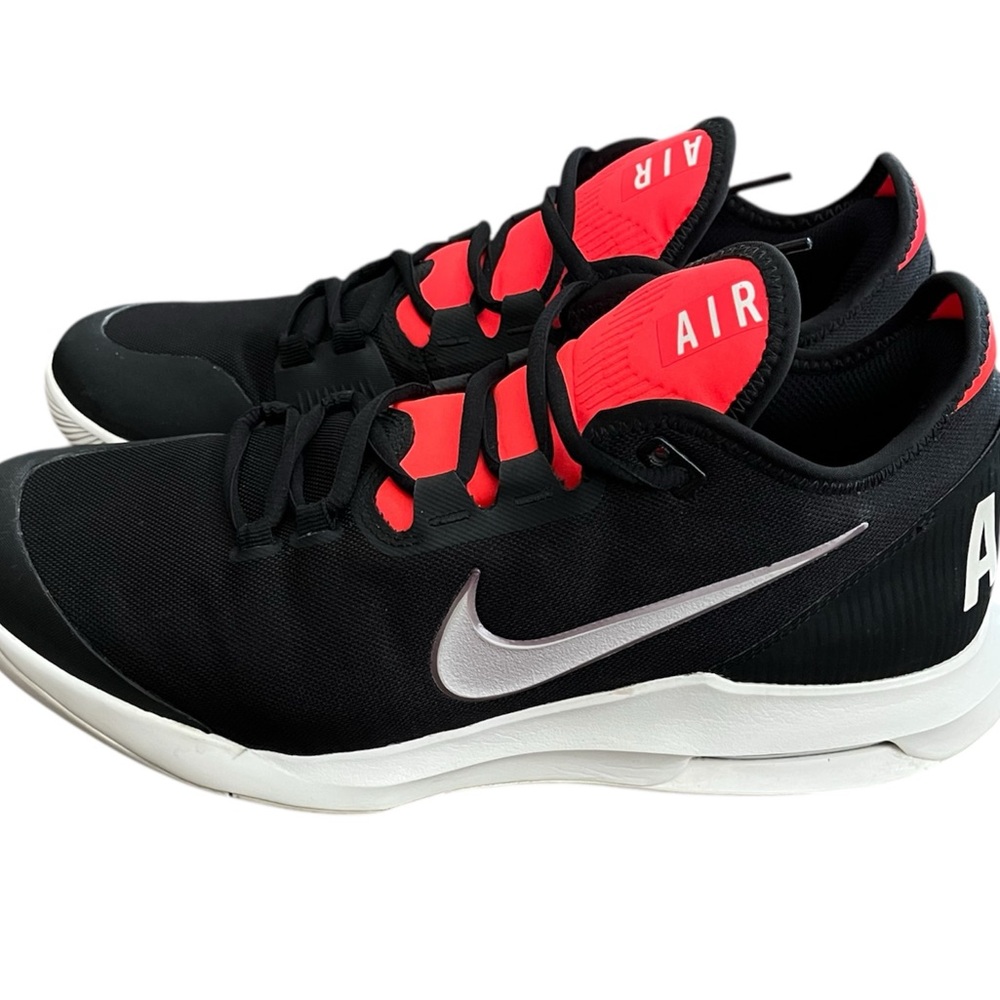 Nike Air Max Wildcard HC Black Bright Crimson Size 10.5